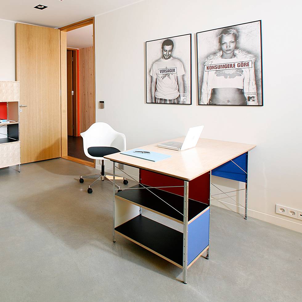 办公台|时尚大班台|办公火狐官方网站|火狐HUOHU（中国）火狐官方网站|伊姆斯办公桌